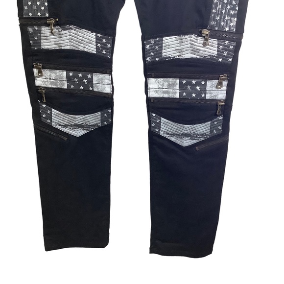 Rockstar Patched Jeans - Picture 3 of 10